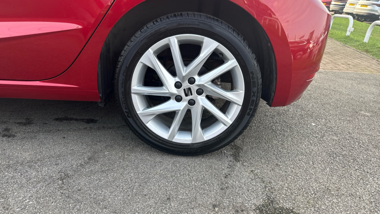 SEAT Ibiza 1.0 TSI 115 FR 5dr Petrol Hatchback